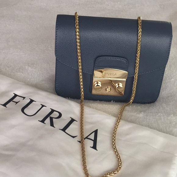 Furla mini with gold hardware - Picture 2 of 8
